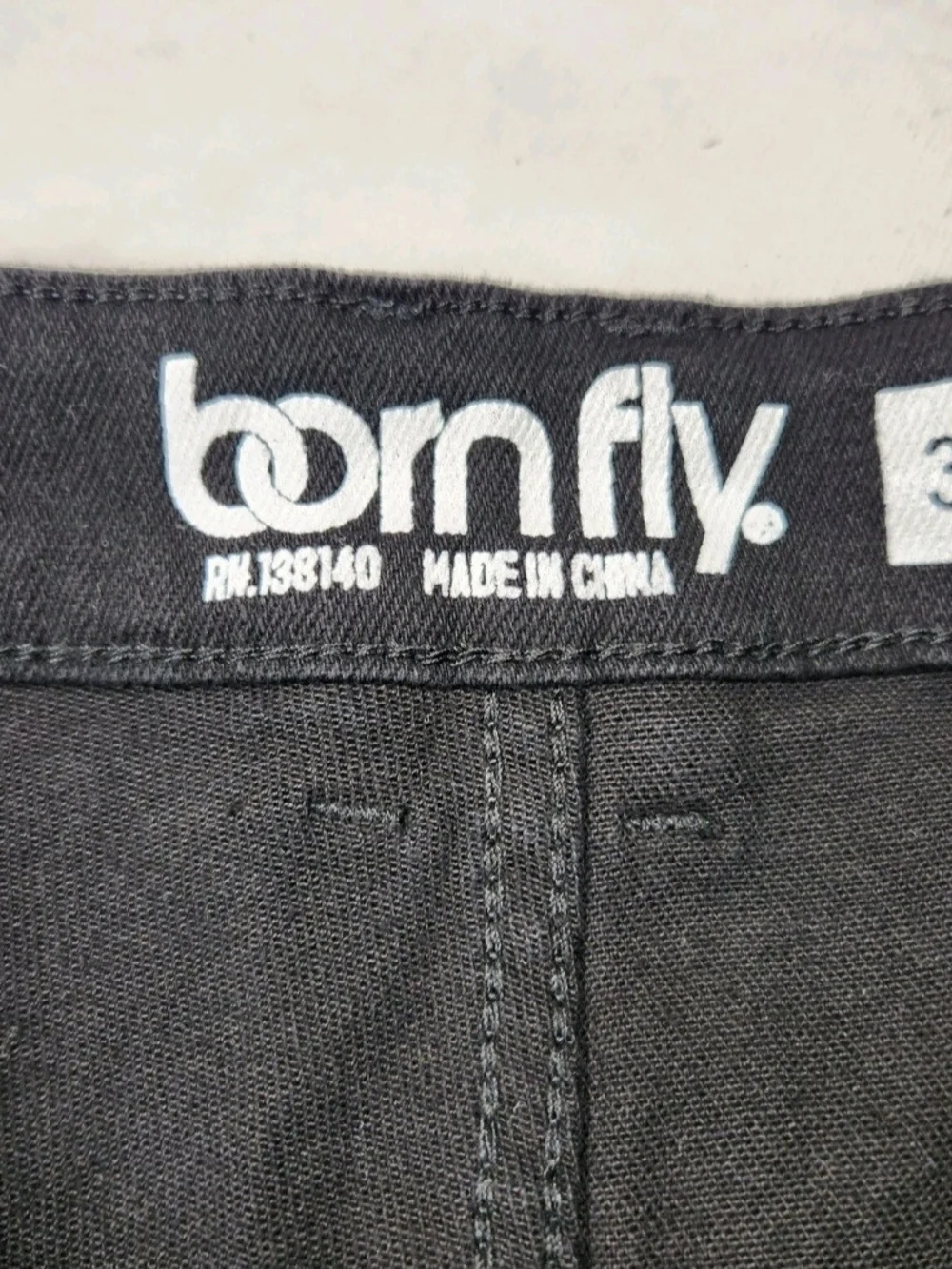 Born Fly Mens Size 32 Black Shorts Stretch Flat Front NWT 05